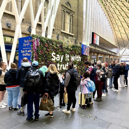 Monty Bojangles arrived at King's Cross Station for Mother's Day!